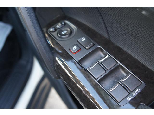 エリシオン 　禁煙　ナビ　ＴＶ　電動スライド　ＥＴＣ（33枚目）