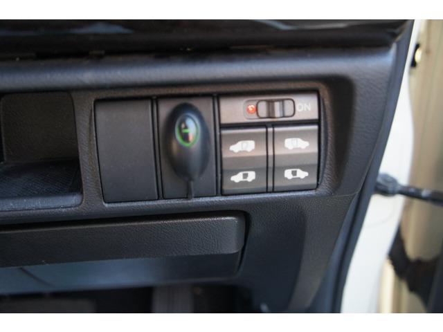 エリシオン 　禁煙　ナビ　ＴＶ　電動スライド　ＥＴＣ（37枚目）