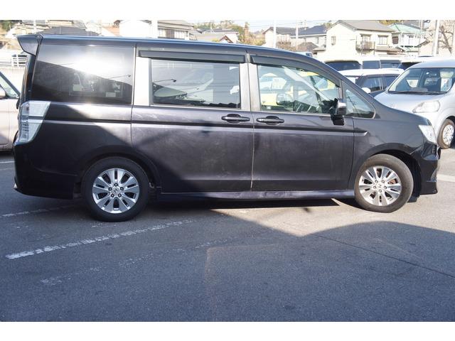 ステップワゴンスパーダ 　禁煙　ナビ　ＴＶ　Ｂカメラ　電動スラ（7枚目）