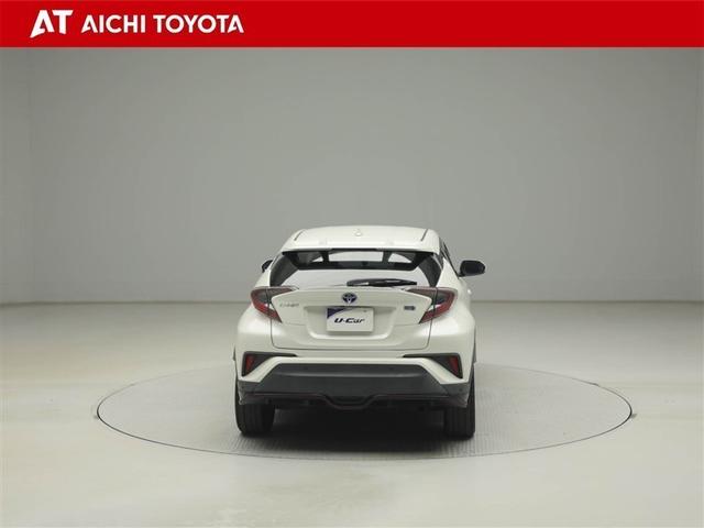 Ｃ－ＨＲ Ｇ　ハーフ革　ＴＳＳ　エアロ　ＤＶＤ再生可　ＬＥＤヘッド　バックモニタ　イモビライザー　ナビ＆ＴＶ　ＥＴＣ付　キーフリーシステム　スマキー　横滑り防止機能　クルーズＣ　ドライブレコ－ダ－　エアバッグ（5枚目）