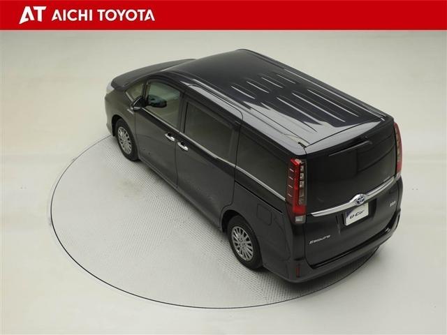 エスクァイア ハイブリッドGi Rカメラ AAC ナビ&TV リアエアコン 地デジ クルーズコントロール LEDライト キーレスエントリー スマートキー付 DVD再生可 エアバック 横滑防止装置 盗難防止システム ETC 3列シート(12枚目)