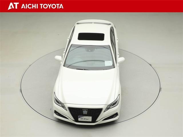 クラウンハイブリッド S Cパッケージ 衝突軽減B 黒革シート 盗難防止システム ワンオーナ エアバッグ クルコン Bカメラ LEDヘッドライト フルセグTV AC100V電源 スマートキー&プッシュスタート パワーシート ETC付 アルミ(17枚目)