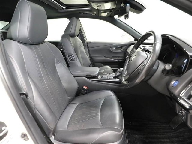 クラウンハイブリッド S Cパッケージ 衝突軽減B 黒革シート 盗難防止システム ワンオーナ エアバッグ クルコン Bカメラ LEDヘッドライト フルセグTV AC100V電源 スマートキー&プッシュスタート パワーシート ETC付 アルミ(19枚目)