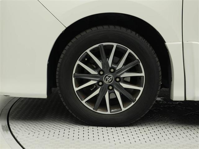 ノア Ｓｉ　地デジ　ＤＶＤ視聴可　ダブルエアコン　ＬＥＤヘットライト　ＥＴＣ付き　横滑り防止機能　ナビＴＶ　三列シート　ＡＷ　ＡＡＣ　パワーウインドウ　メモリーナビ　ＡＢＳ　ミュージックプレイヤー接続可（29枚目）