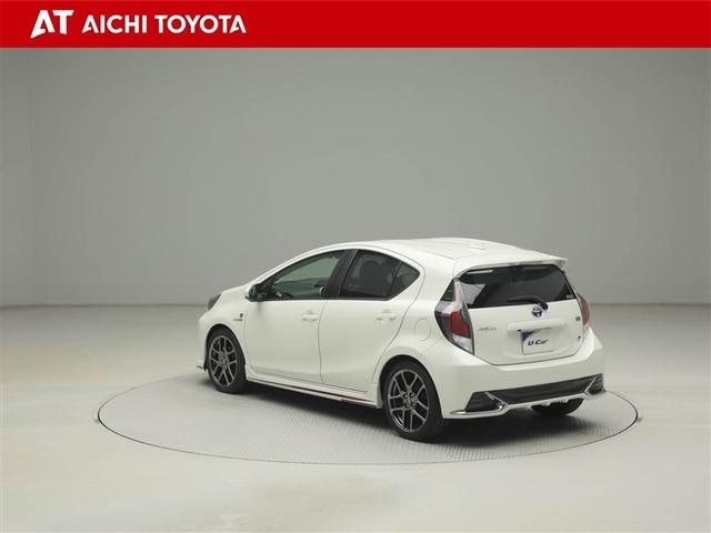 アクア Ｇ　ＧＲスポーツ・１７インチパッケージ　プリクラ　Ｂモニター　１オーナー車　ナビＴＶ　スマートキー＆プッシュスタート　フルセグテレビ　キーレス　クルコン　ＤＶＤ再生　盗難防止システム　ＡＷ　ＥＴＣ　ＡＢＳ　オートエアコン　エアバッグ（4枚目）