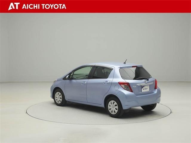 ヴィッツ Ｆ　スマイルエディション　スマートキー・プッシュスタート　運転席助手席エアバッグ　パワステ　盗難防止システム　ナビＴＶ　ＤＶＤ　メモリーナビ　ワンオーナー　パワーウィンドウ　オートエアコン　キーフリー　ＡＢＳ　バックモニタ－（4枚目）