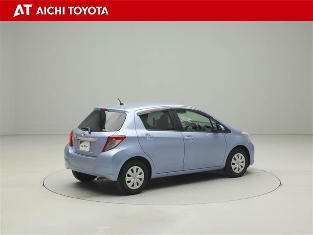 ヴィッツ Ｆ　スマイルエディション　スマートキー・プッシュスタート　運転席助手席エアバッグ　パワステ　盗難防止システム　ナビＴＶ　ＤＶＤ　メモリーナビ　ワンオーナー　パワーウィンドウ　オートエアコン　キーフリー　ＡＢＳ　バックモニタ－（6枚目）