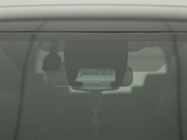 エスクァイア ハイブリッドＧｉ　ブラックテーラード　オートクルーズコントロール　地デジＴＶ　スマートキー　ナビ＆ＴＶ　ＬＥＤヘッド　キーレス　ＥＴＣ　メモリーナビ　パワーウィンドウ　パワーステアリング　横滑り防止機能　Ｗエアコン　３列シート　ＤＶＤ（29枚目）