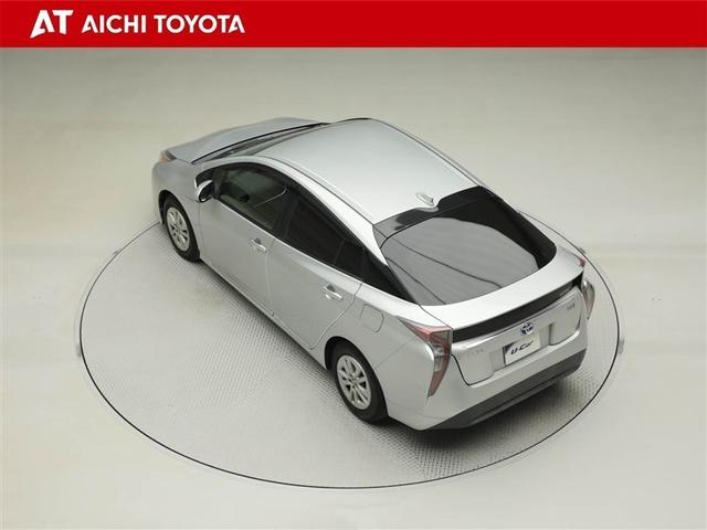 プリウス Ｅ　パワーウインドウ　キーレス　スマートＫ　盗難防止システム　１オーナー　ダブルエアバック　ＥＴＣ装備　パワーステアリング　オートエアコン　メモリーナビ　ＡＢＳ　エアバック　ＬＥＤヘッドランプ　ドラレコ（12枚目）