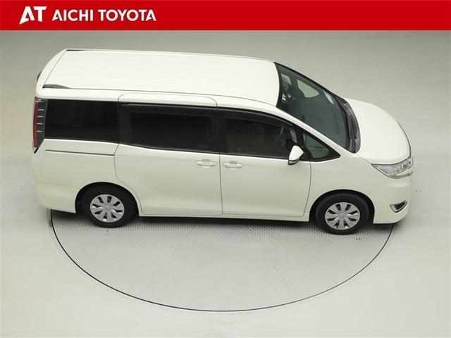 ノア Ｘ　イモビライザー　アイドリングストッ　ＤＶＤ再生可　ＡＵＸ　デュアルエアコン　ワンオーナー車　クルーズＣ　バックモニタ－　地デジＴＶ　ＬＥＤランプ　スマートキ　オートエアコン　ＥＳＣ　ナビ＆ＴＶ　３列（15枚目）