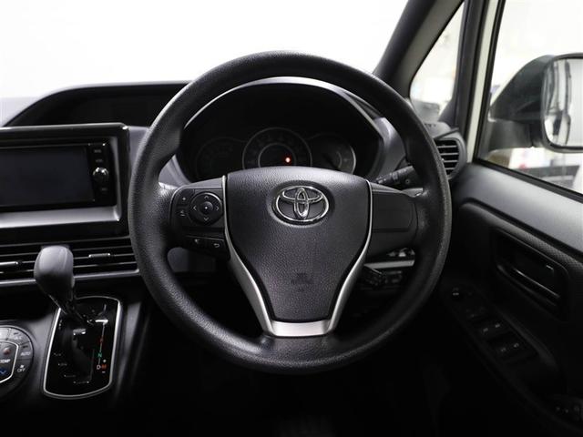ノア Ｘ　イモビライザー　アイドリングストッ　ＤＶＤ再生可　ＡＵＸ　デュアルエアコン　ワンオーナー車　クルーズＣ　バックモニタ－　地デジＴＶ　ＬＥＤランプ　スマートキ　オートエアコン　ＥＳＣ　ナビ＆ＴＶ　３列（24枚目）