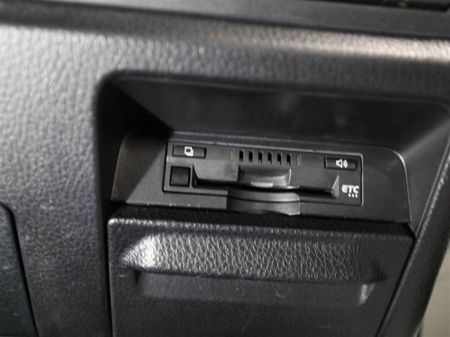 ノア Ｘ　イモビライザー　アイドリングストッ　ＤＶＤ再生可　ＡＵＸ　デュアルエアコン　ワンオーナー車　クルーズＣ　バックモニタ－　地デジＴＶ　ＬＥＤランプ　スマートキ　オートエアコン　ＥＳＣ　ナビ＆ＴＶ　３列（26枚目）