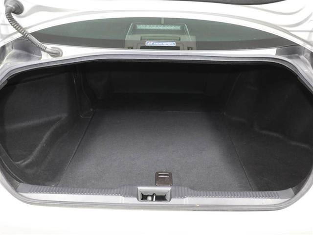 クラウン Ｓ　Ｃパッケージ　ＬＥＤヘッド　スマートキー　パワーシート　ナビＴＶ　地デジＴＶ　ＥＴＣ　バックカメラ　アルミホイール　ＤＶＤ再生　メモリーナビ　キーレス　オートクルーズコントロール　ミュージックプレイヤー接続可（21枚目）