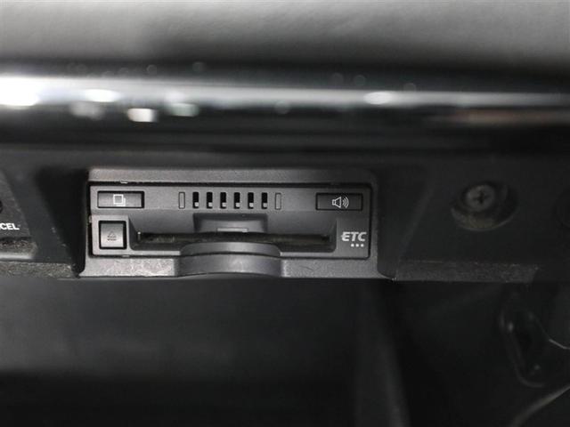 クラウン Ｓ　Ｃパッケージ　ＬＥＤヘッド　スマートキー　パワーシート　ナビＴＶ　地デジＴＶ　ＥＴＣ　バックカメラ　アルミホイール　ＤＶＤ再生　メモリーナビ　キーレス　オートクルーズコントロール　ミュージックプレイヤー接続可（26枚目）