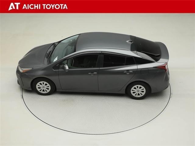 プリウス Ｓ　１００Ｖ　ＤＶＤ再生機能　ＥＳＣ　スマートキ－　地デジ　メモリーナビゲーション　ＬＥＤヘッドライト　ＥＴＣ車載器　フルオートエアコン　クルーズコントロール　エアバッグ　イモビ　パワーウインドウ　ＰＳ（11枚目）