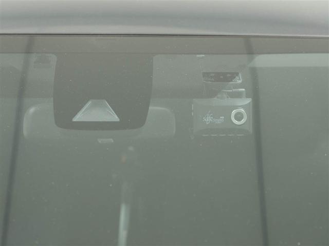 プリウス Ｓ　１００Ｖ　ＤＶＤ再生機能　ＥＳＣ　スマートキ－　地デジ　メモリーナビゲーション　ＬＥＤヘッドライト　ＥＴＣ車載器　フルオートエアコン　クルーズコントロール　エアバッグ　イモビ　パワーウインドウ　ＰＳ（28枚目）