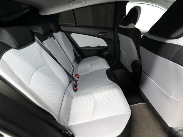 プリウス Ａ　エアロ付き　衝突軽減ブレーキシステム　Ｂモニタ　ＬＥＤヘッド　クルーズコントロール　セキュリティー　スマートキー　パワーステアリング　ＥＴＣ　１オーナー　アルミホイル　オートエアコン　ＳＲＳ　ＡＢＳ（20枚目）