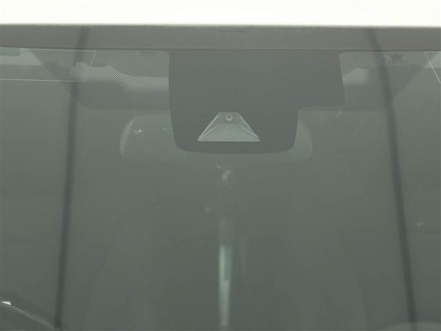 プリウス Ｓツーリングセレクション　レーダーブレーキサポート　フルオートエアコン　デュアルエアバック　バックモニタ－　ＡＷ　イモビ　ＥＳＣ　パワーウインド　スマキ－　ＥＴＣ車載器　サイドエアバック　フルセグ地デジＴＶ　ＤＶＤ再生可能（28枚目）