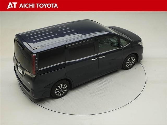 エスクァイア ハイブリッドＧｉ　プレミアムパッケージ　地上デジタル　衝突被害軽減　ＬＥＤライト　１オナ　Ｂカメラ　クルコン　スマートキー　メモリナビ　ナビ＆ＴＶ　キーレス　盗難防止装置　ＤＶＤ再生　ＡＢＳ　３列シート　ＥＴＣ　アルミ　オートエアコン（14枚目）