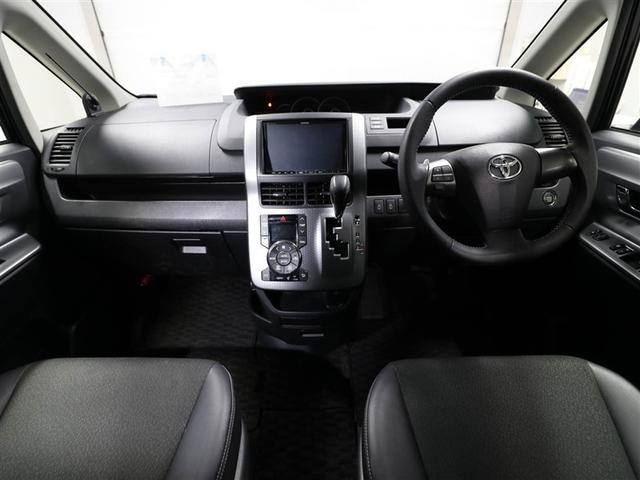 ��������܂Ƃ܂������̂���C���p�l�B�e����X�C�b�`�Ȃǂ��g���₷���ʒu�ɔz�u����Ă��܂���B