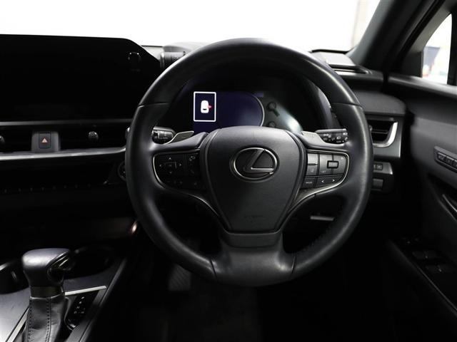 �e����X�C�b�`�Ȃǂ��n���h��������������ƂȂ�����\�ň��S�^�]�Ɏx���������܂��I