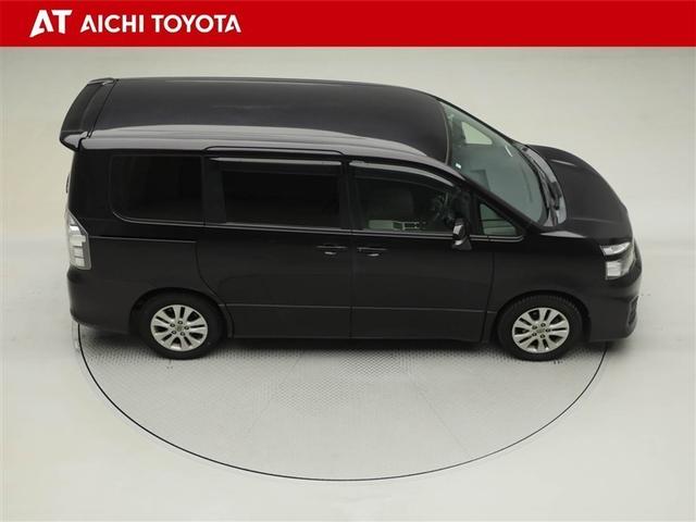 ヴォクシー Ｚ　Ｗエアバック　エアバック　キーレスエントリ　リヤカメラ　ＴＶナビ　三列シート　ＥＴＣ付き　ＡＵＴＯエアコン　アルミホイル　リアエアコン　メモリーナビ　ＡＢＳ　ミュージックプレイヤー接続可　１オーナー（15枚目）