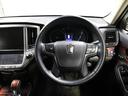 各操作スイッチなどもハンドルから手を放すことなく操作可能で安全運転に支援いたします!