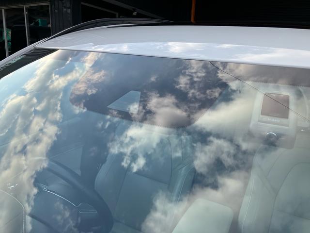 ＸＣ９０ Ｂ６　ＡＷＤ　Ｒデザイン　Ｂ６／ＡＷＤ／Ｒデザイン／電子制御エアサスペンション／ＦＯＵＲ－Ｃ／シートヒーター／パワーシート／パワーバックドア／３６０°ビューカメラ／バックカメラ／電動パノラマサンルーフ／ＥＴＣ／レザーシート（13枚目）