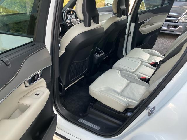 ＸＣ９０ Ｂ６　ＡＷＤ　Ｒデザイン　Ｂ６／ＡＷＤ／Ｒデザイン／電子制御エアサスペンション／ＦＯＵＲ－Ｃ／シートヒーター／パワーシート／パワーバックドア／３６０°ビューカメラ／バックカメラ／電動パノラマサンルーフ／ＥＴＣ／レザーシート（31枚目）