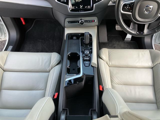 ＸＣ９０ Ｂ６　ＡＷＤ　Ｒデザイン　Ｂ６／ＡＷＤ／Ｒデザイン／電子制御エアサスペンション／ＦＯＵＲ－Ｃ／シートヒーター／パワーシート／パワーバックドア／３６０°ビューカメラ／バックカメラ／電動パノラマサンルーフ／ＥＴＣ／レザーシート（37枚目）
