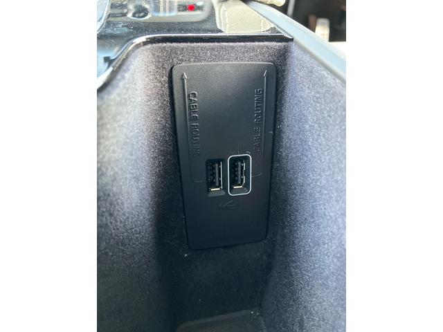 ＸＣ９０ Ｂ６　ＡＷＤ　Ｒデザイン　Ｂ６／ＡＷＤ／Ｒデザイン／電子制御エアサスペンション／ＦＯＵＲ－Ｃ／シートヒーター／パワーシート／パワーバックドア／３６０°ビューカメラ／バックカメラ／電動パノラマサンルーフ／ＥＴＣ／レザーシート（40枚目）