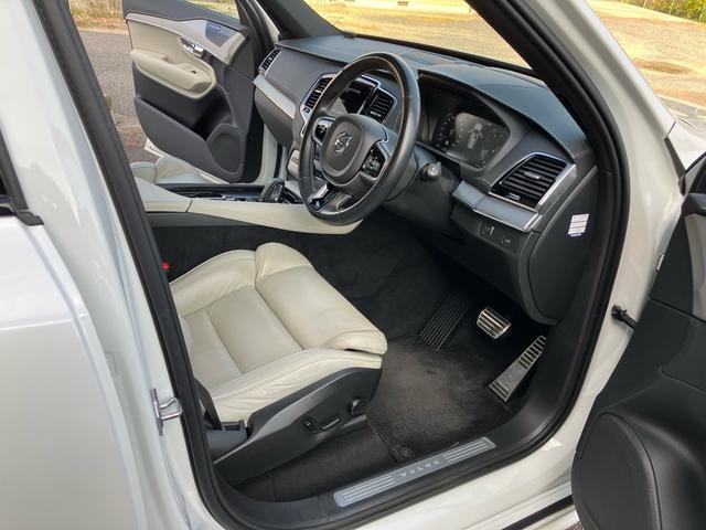 ＸＣ９０ Ｂ６　ＡＷＤ　Ｒデザイン　Ｂ６／ＡＷＤ／Ｒデザイン／電子制御エアサスペンション／ＦＯＵＲ－Ｃ／シートヒーター／パワーシート／パワーバックドア／３６０°ビューカメラ／バックカメラ／電動パノラマサンルーフ／ＥＴＣ／レザーシート（46枚目）