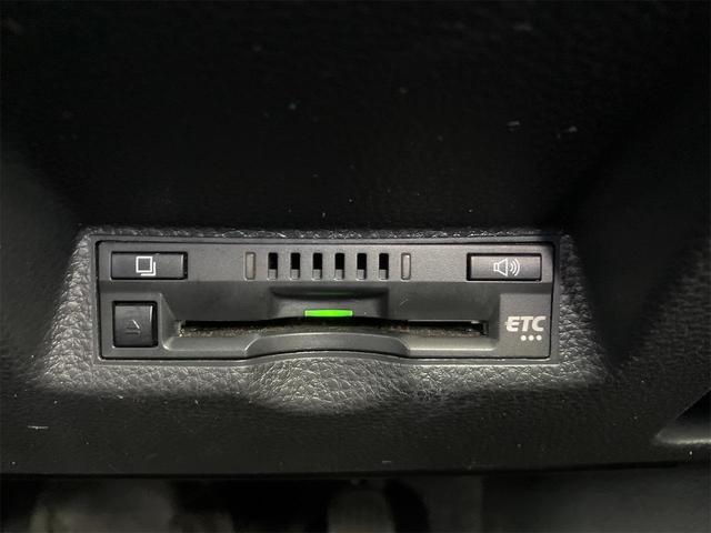 ヤリス Ｘ　衝突被害軽減システム　オートライト　プッシュスタート　純正ディスプレイオーディオ　ナビ　Ｂｌｕｅｔｏｏｔｈ　バックカメラ　ステアリングリモコン　ＥＴＣ車載器　オートマ　ＣＶＴ（30枚目）