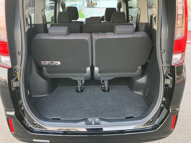 ノア Ｘ　８人乗り　ＬＥＤヘッドライト　パワースライド　ＬＥＤヘッドライト　純正フルセグナビ　ＣＤ／ＤＶＤ　Ｂｌｕｅｔｏｏｔｈ　バックカメラ　ＥＴＣ　オプションスペアタイヤ　社外アルミホイール　オートマ　ＣＶＴ（19枚目）