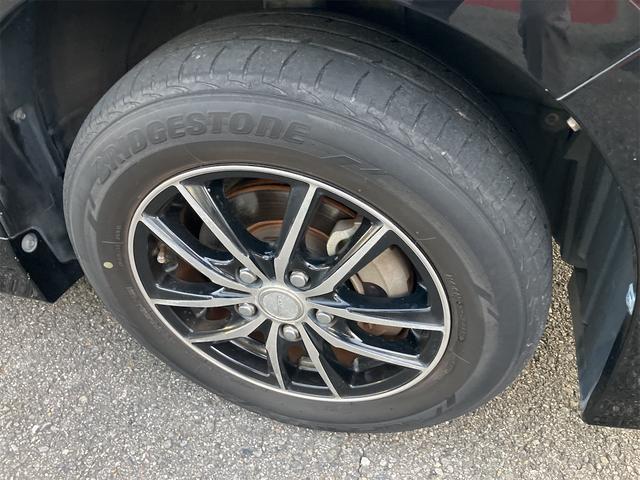 ノア Ｘ　８人乗り　ＬＥＤヘッドライト　パワースライド　ＬＥＤヘッドライト　純正フルセグナビ　ＣＤ／ＤＶＤ　Ｂｌｕｅｔｏｏｔｈ　バックカメラ　ＥＴＣ　オプションスペアタイヤ　社外アルミホイール　オートマ　ＣＶＴ（20枚目）