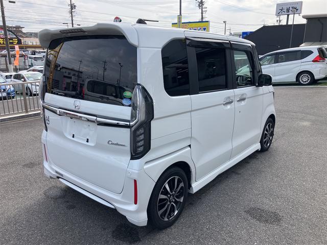 Ｎ－ＢＯＸカスタム Ｇ・Ｌホンダセンシング　衝突被害軽減システム　ＬＥＤヘッド／フォグ　パワースライド　クルーズコントロール　純正フルセグナビ　ＣＤ／ＤＶＤ　Ｂｌｕｅｔｏｏｔｈ　バックカメラ　ナビ連動ドラレコ　ＥＴＣ　ＵＳＢ　オートマ　ＣＶＴ（5枚目）