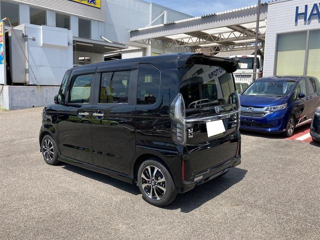 Ｎ－ＢＯＸカスタム Ｇ・Ｌホンダセンシング　衝突被害軽減システム／先進装置スイッチオートエアコン／オートライト／ＬＥＤヘッドライト／ＥＴＣ／ナビ／ＣＤ／ＤＶＤ／Ｂｌｕｅｔｏｏｔｈ／ＴＶ／ステリモ／クルコン／プッシュスタート／左側パワースライド（7枚目）