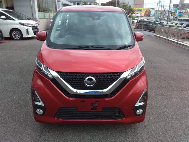 デイズ ハイウェイスター　Ｘ　衝突被害軽減システム／クリアランスソナー／９インチ純正ナビ／ＴＶ／Ｂｌｕｅｔｏｏｔｈ／ＤＶＤ／オートライト／ＬＥＤヘッドライト／アラウンドビューモニター／前後ドラレコ／ＥＴＣ／純正アルミ／オートマ（2枚目）