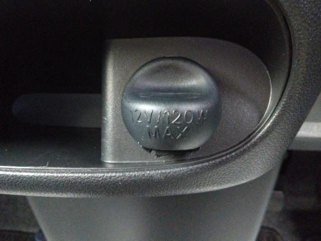 タント カスタムＸ　トップエディションＳＡＩＩ　衝突被害軽減装置／先進装置スイッチ／オートエアコン／オートライト／ナビ／ＴＶ／ラジオ／Ｂｌｕｅｔｏｏｔｈ／バックモニター／プッシュスタート／左側パワースライド／ＥＴＣ／ＬＥＤヘッドライト／オートマ（32枚目）