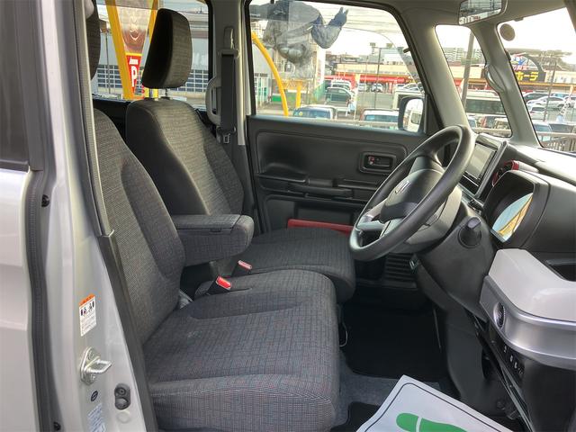 スペーシア ハイブリッドＸ　両側パワースライド　シートヒーター　オートライト　プッシュスタート　スマートキー　サーキュレーター　純正ナビ　ＴＶ　ＦＭ／ＡＭ　ＣＤ／ＤＶＤ　Ｂｌｕｅｔｏｏｔｈ　　ＣＶＴ　オートマ（13枚目）