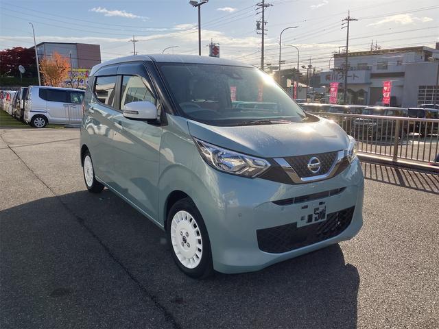 デイズ ボレロ　Ｘ　衝突被害軽減システム　専用アルミ　専用シート　アラウンドビューモニター　オートライト　純正ディスプレイオーディオ　ＣａｒＰｌａｙ・ＡｎｄｒｏｉｄＡｕｔｏ　ステリモ　連動ドラレコ　Ｂｌｕｅｔｏｏｔｈ（3枚目）