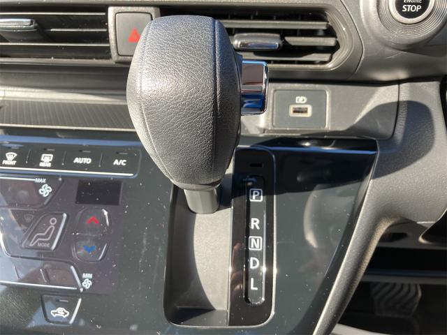 デイズ ボレロ　Ｘ　衝突被害軽減システム　専用アルミ　専用シート　アラウンドビューモニター　オートライト　純正ディスプレイオーディオ　ＣａｒＰｌａｙ・ＡｎｄｒｏｉｄＡｕｔｏ　ステリモ　連動ドラレコ　Ｂｌｕｅｔｏｏｔｈ（11枚目）