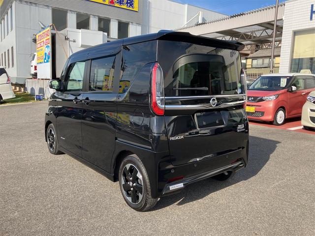 ルークス ハイウェイスター　Ｘ　衝突被害軽減システム　ハンズフリーパワースライド　オートライト　ＬＥＤヘッド／フォグ／デイライト　純正９インチナビ　ＣＤ／ＤＶＤ　Ｂｌｕｅｔｏｏｔｈ　アラウンドビューモニター　ＥＴＣ　アルミホイール（7枚目）