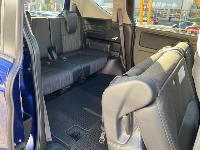 フリードハイブリッド ハイブリッド・Ｇホンダセンシング　Ｓパッケージ　衝突被害軽減システム　７人乗　両側Ｐスライド　ＬＥＤライト　クルーズコントロール　ハーフレザー　純正ナビ　ＴＶ　ＣＤ／ＤＶＤ　ＥＴＣ　バックカメラ　ｂｌｕｅｔｏｏｔｈ　純正アルミホイール（15枚目）