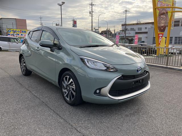 アクア Ｇ　衝突被害軽減システム　オートライト　ＬＥＤライト／フォグ　クルコン　１００Ｖ電源　ＯＰナビ機能付きディスプレイオーディオ　Ｂｌｕｅｔｏｏｔｈ　バックモニター　ドラレコ　ＥＴＣ　純正１６ＡＷ　ＣＶＴ（3枚目）