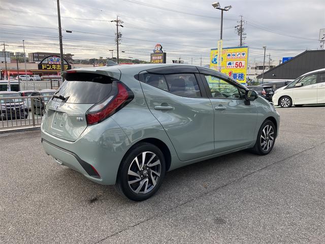 アクア Ｇ　衝突被害軽減システム　オートライト　ＬＥＤライト／フォグ　クルコン　１００Ｖ電源　ＯＰナビ機能付きディスプレイオーディオ　Ｂｌｕｅｔｏｏｔｈ　バックモニター　ドラレコ　ＥＴＣ　純正１６ＡＷ　ＣＶＴ（5枚目）