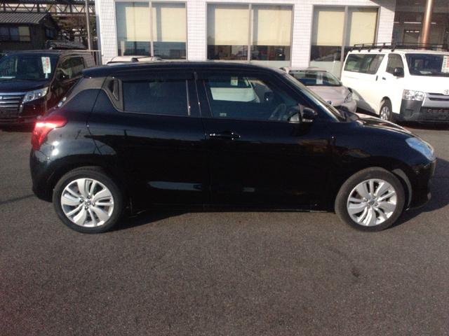 スイフト ＸＬ　衝突被害軽減システム　オートライト　シートヒーター　クルーズコントロール　フルセグナビ　Ｂｌｕｅｔｏｏｔｈ　ＣＤ／ＤＶＤ　バックモニター　ドライブレコーダー　ＥＴＣ２．０　純正アルミ　ＣＶＴ　オートマ（4枚目）