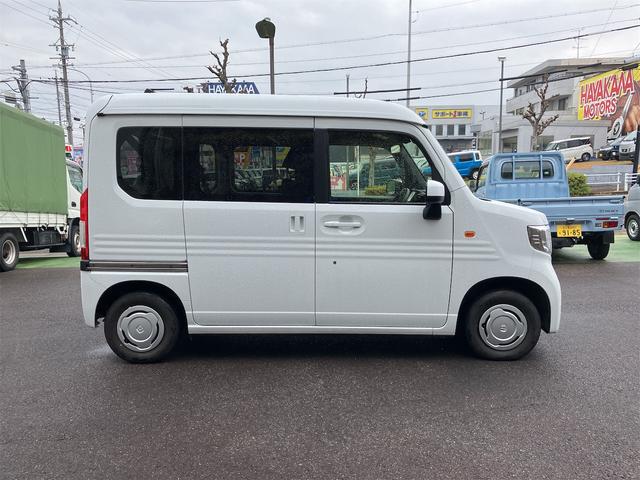 Ｎ－ＶＡＮ Ｌ・ホンダセンシング　衝突被害軽減システム　パワーウィンドウ　電格ミラー　オートライト　クルコン　ナビ　バックカメラ　ラジオ　ＣＤ　Ｂｌｕｅｔｏｏｔｈ　ＥＴＣ　ステアリングリモコン　ラゲッジバー　積載量３５０Ｋｇ　オートマ（4枚目）