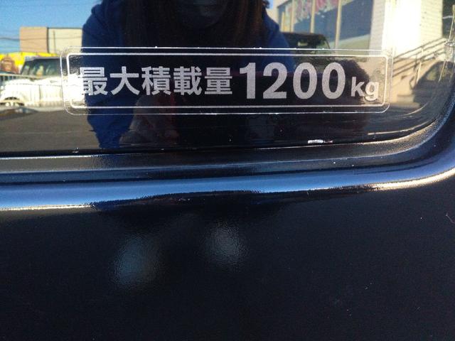 ＮＶ３５０キャラバンバン ロングＤＸ　荷室ベッド付き　キーレス　パワーウインドウ　電格ミラー　フルセグ純正ナビ　Ｂｌｕｅｔｏｏｔｈ　バックカメラ　ＥＴＣ　３６０度ドライブレコーダー　社外ツイーター追加　積載量１２００Ｋｇ　オートマ　ＡＴ（41枚目）
