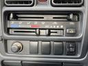 ＫＣエアコン・パワステ　５速ＭＴ　エアコン　パワステ　ＡＭ・ＦＭ　荷台マット　スペアタイヤ　積載量３５０Ｋｇ（24枚目）
